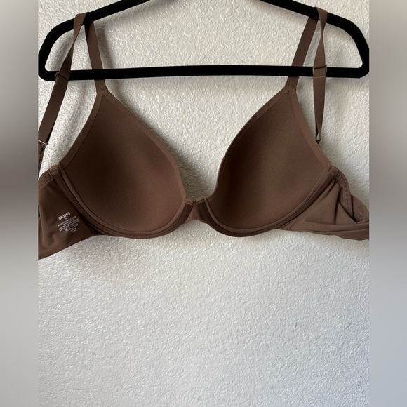 NWOT Skims Fits Everybody T Shirt Bra Size 44A - Picture 5 of 7